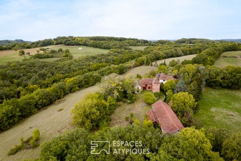 Hamlet set in 67ha of woods and meadows.