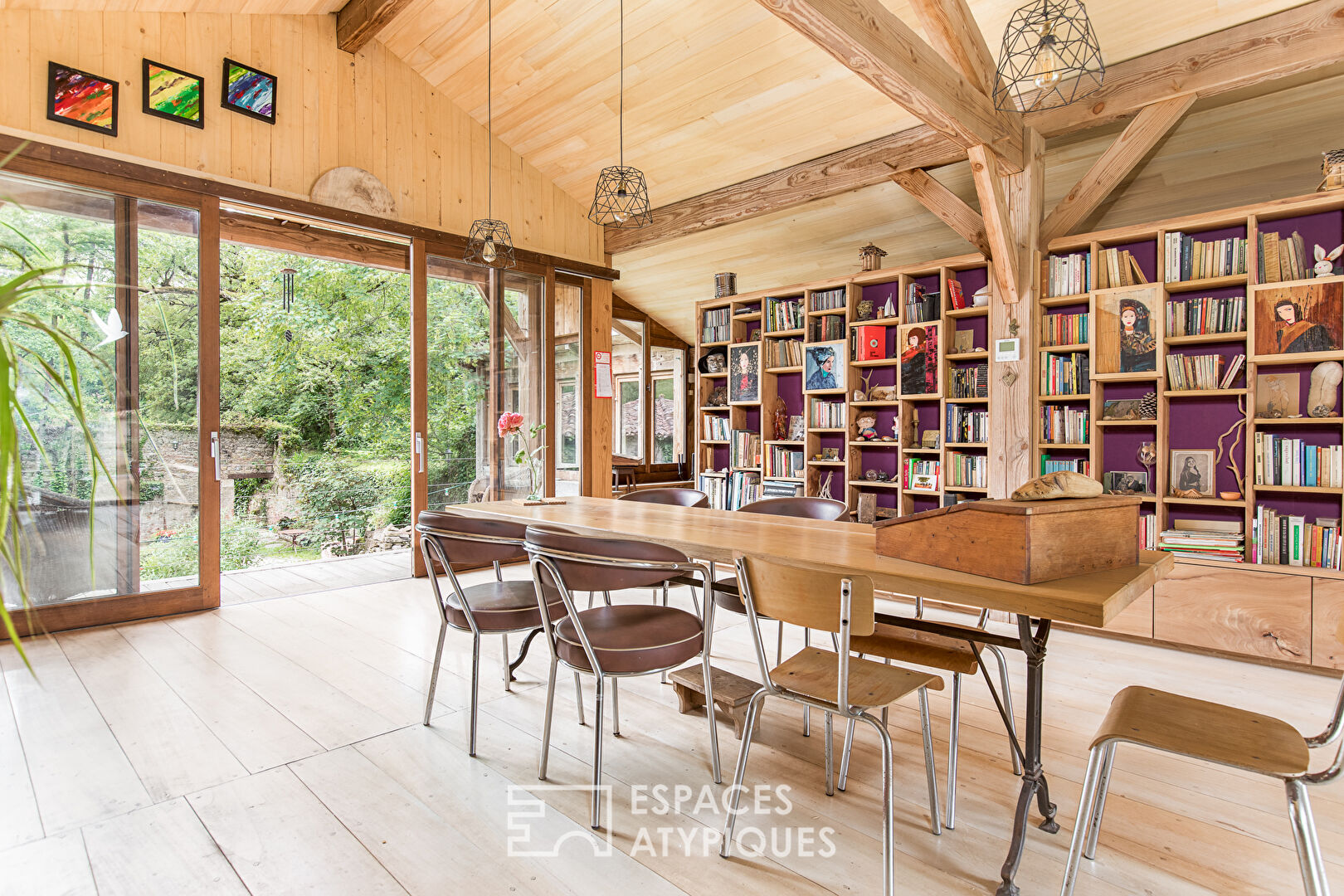 A loft at the foot of one of France’s most beautiful villages.