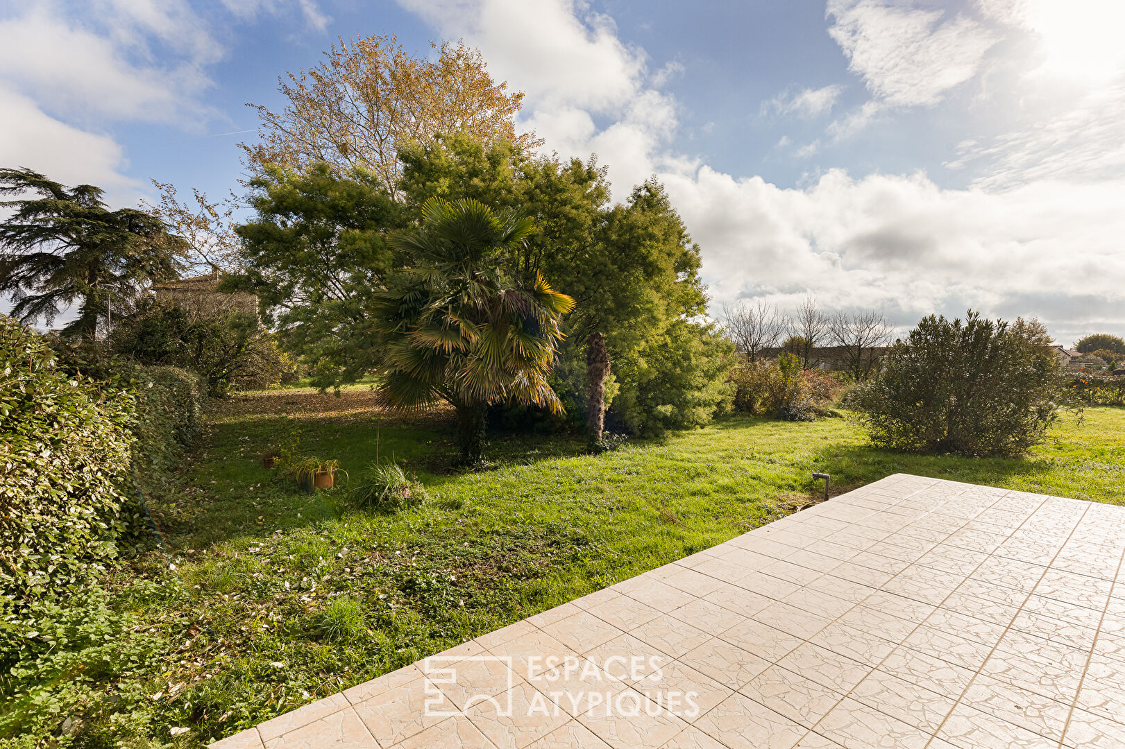 Charmante Toulousaine et son parc arboré