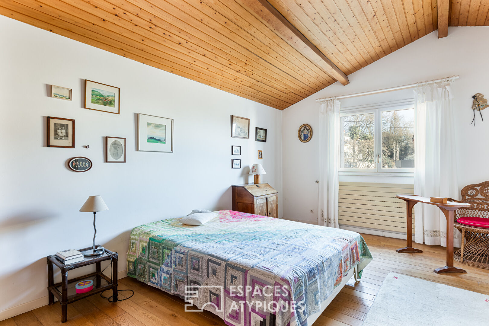 House and vintage extension, Beausoleil district