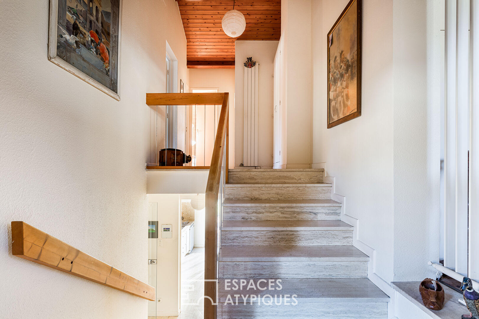 House and vintage extension, Beausoleil district