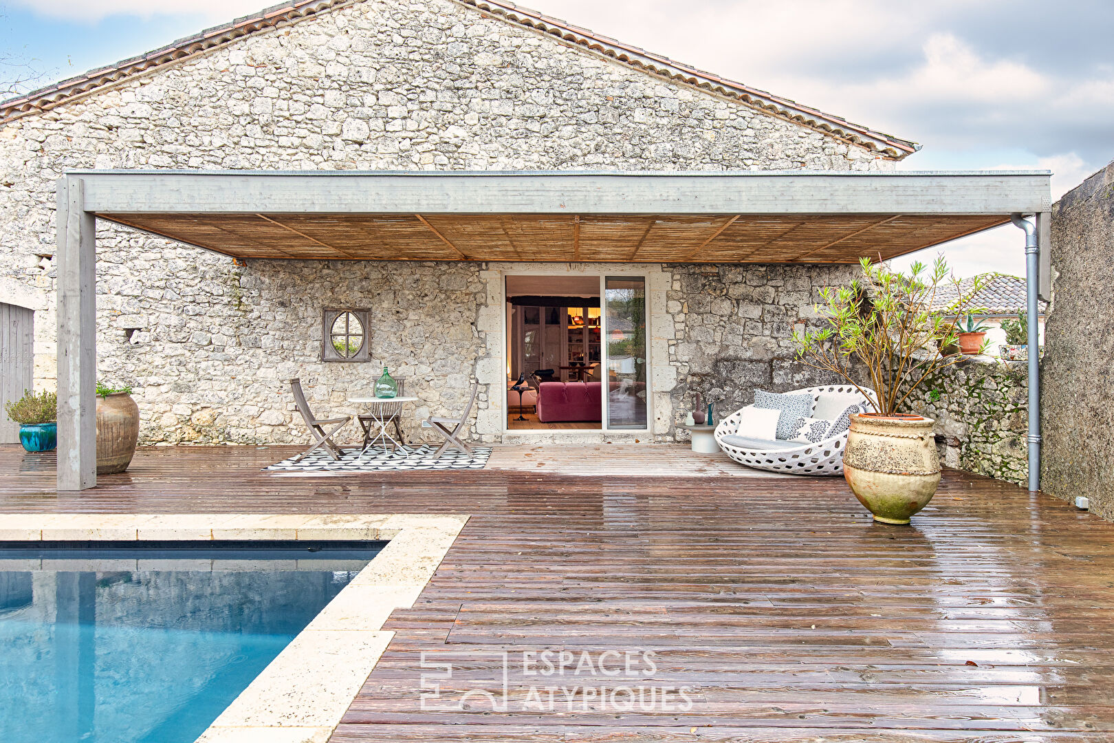 18th century house with swimming pool in the heart of a charming village