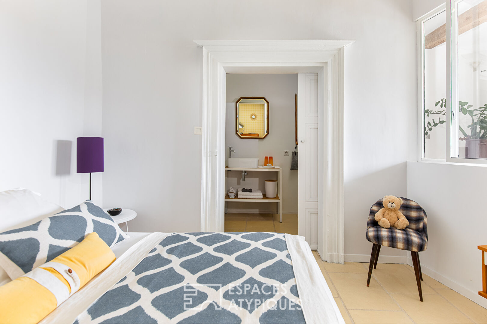 18th century house with swimming pool in the heart of a charming village