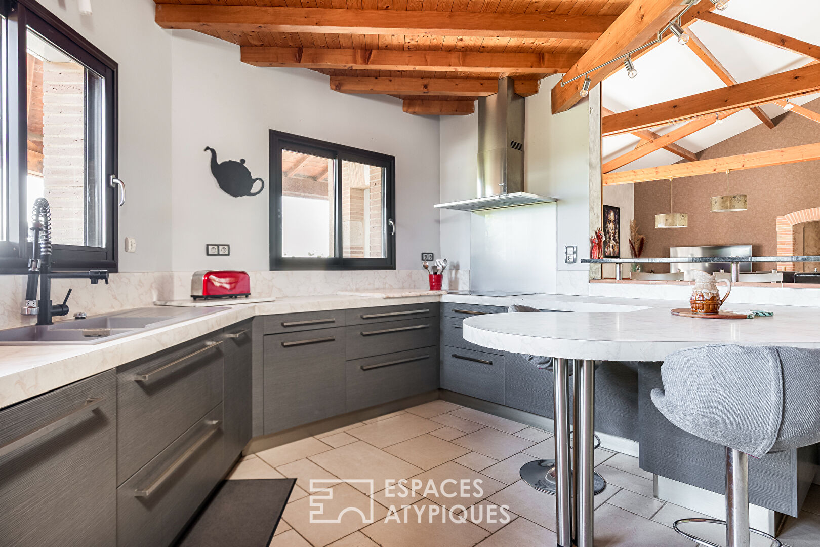 Maison en position dominante avec vue à Esparsac