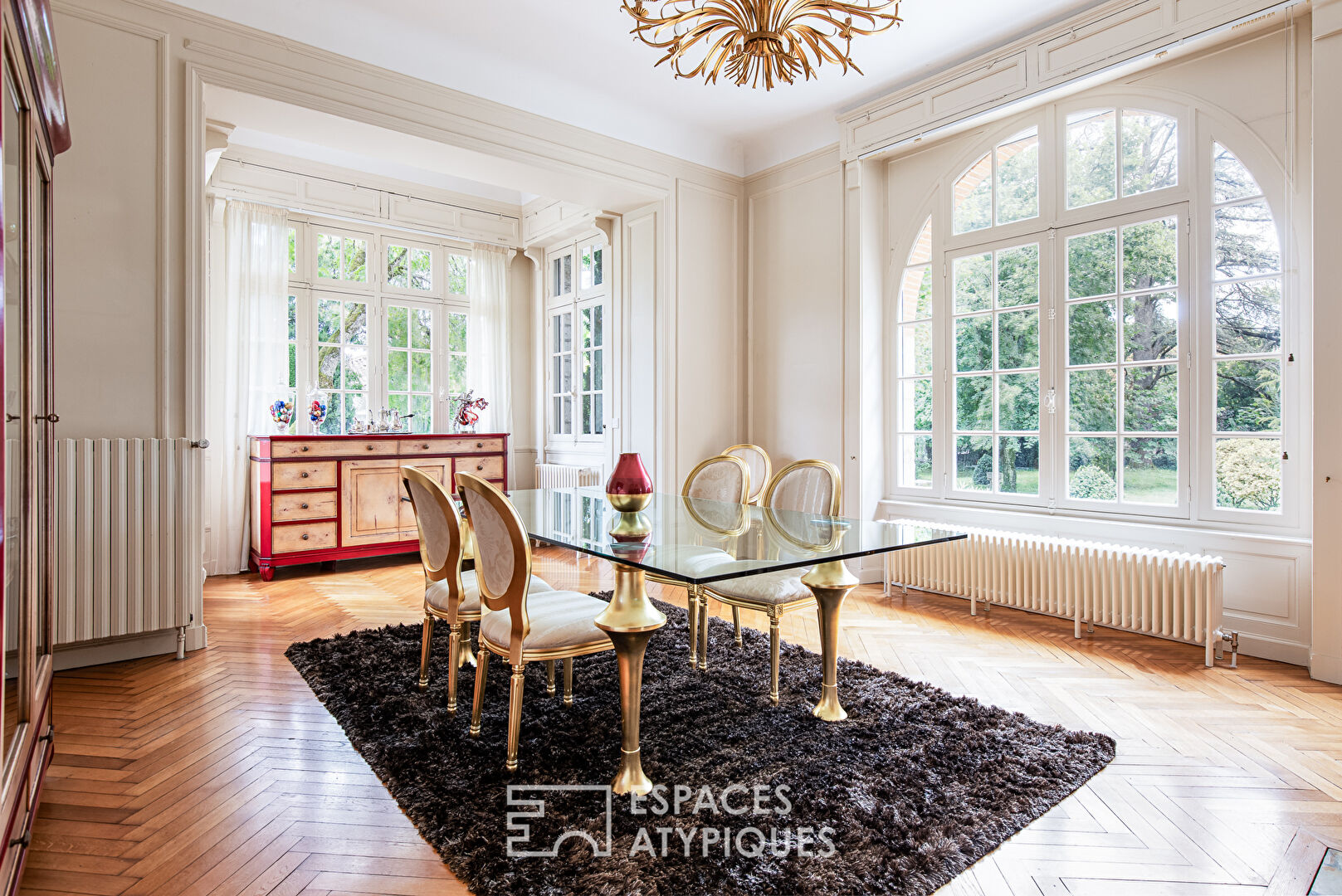 Propriété exeptionnelle en centre-ville au coeur d&rsquo;un parc arboré