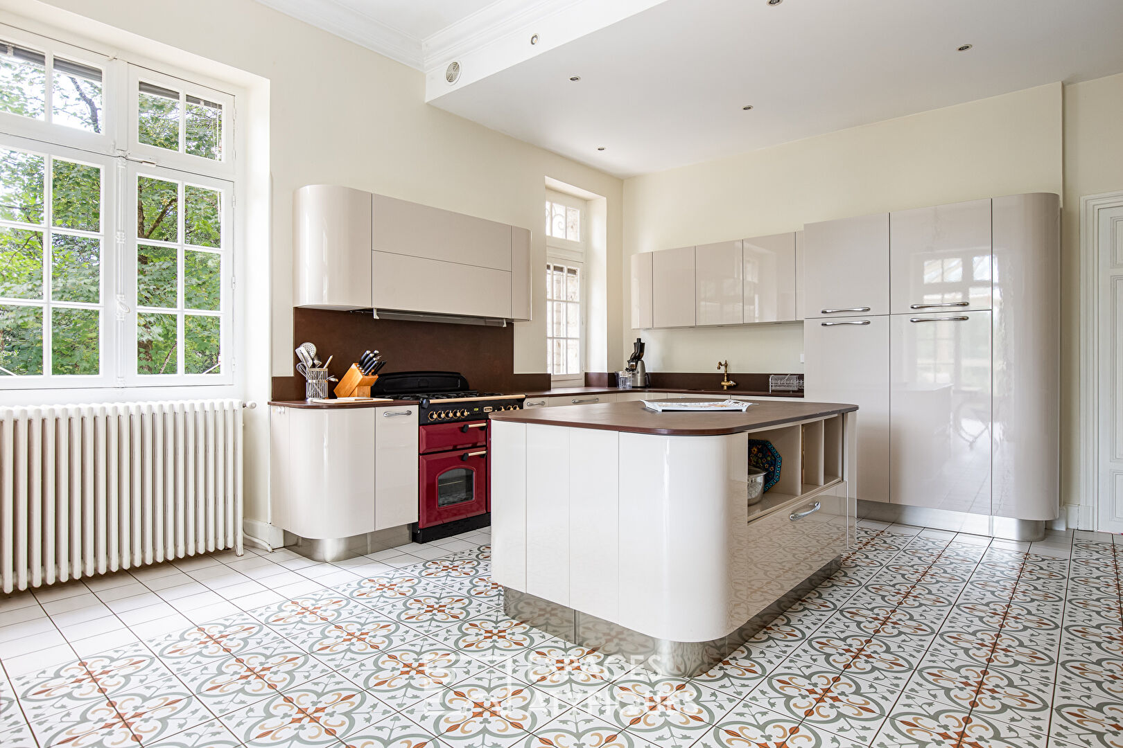 Propriété exeptionnelle en centre-ville au coeur d&rsquo;un parc arboré