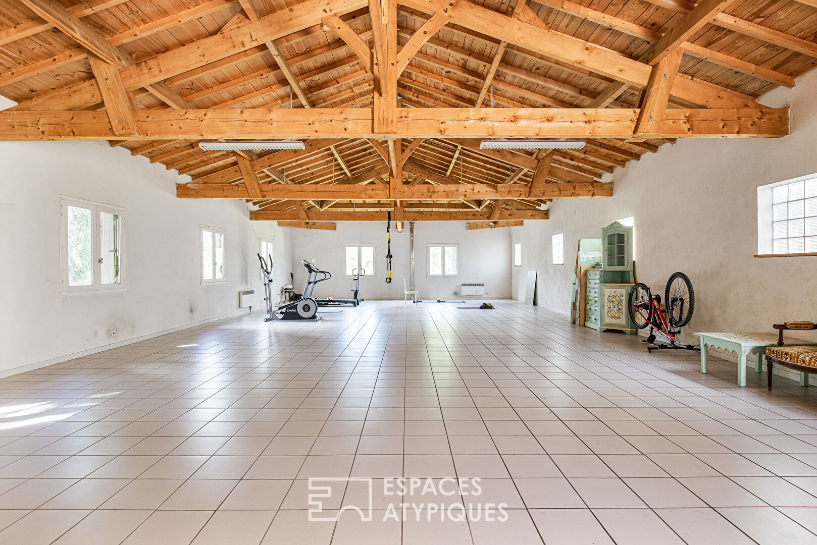 Propriété exeptionnelle en centre-ville au coeur d&rsquo;un parc arboré