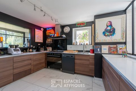 Maison contemporaine et guest house entre village et océan