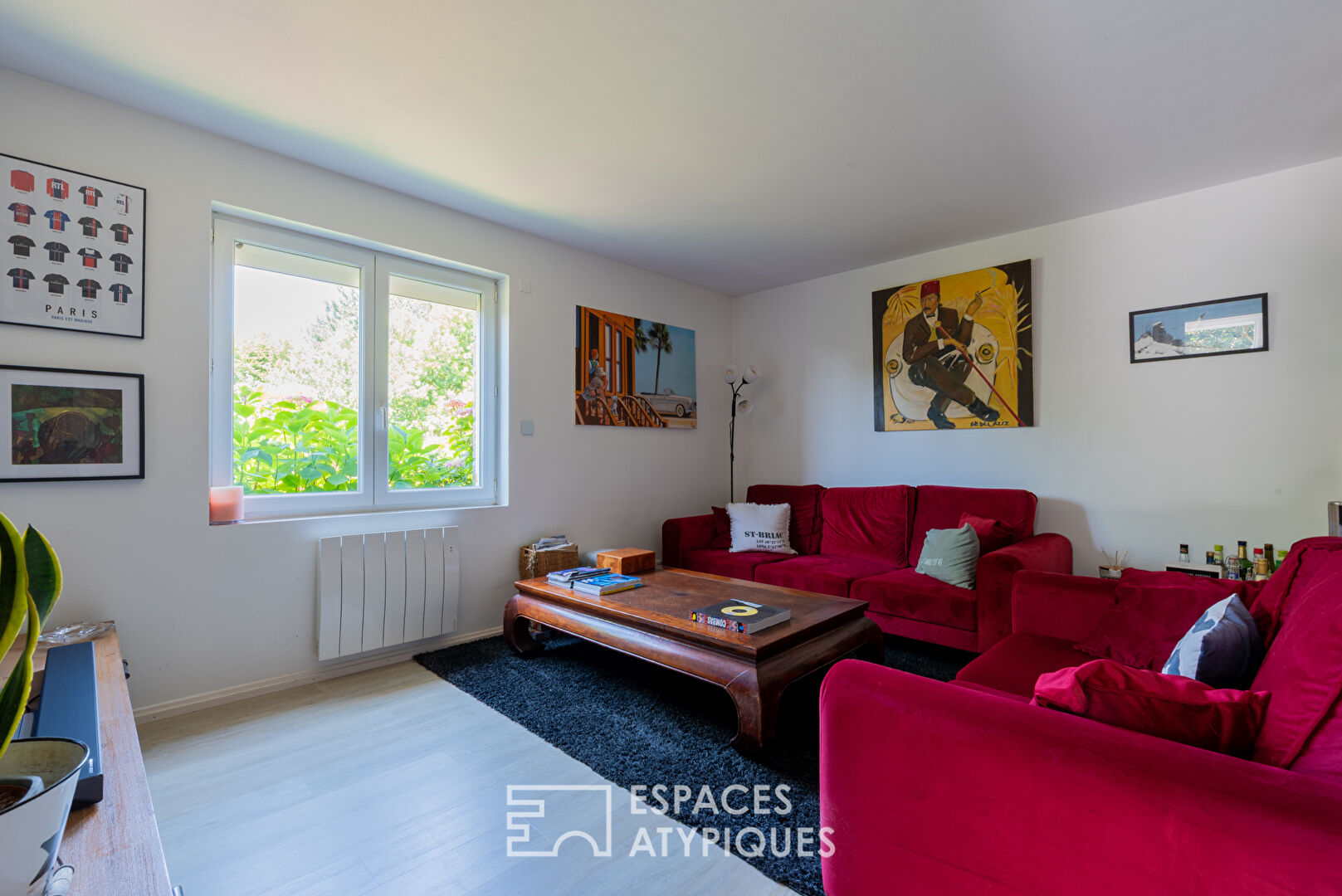 Maison contemporaine et guest house entre village et océan