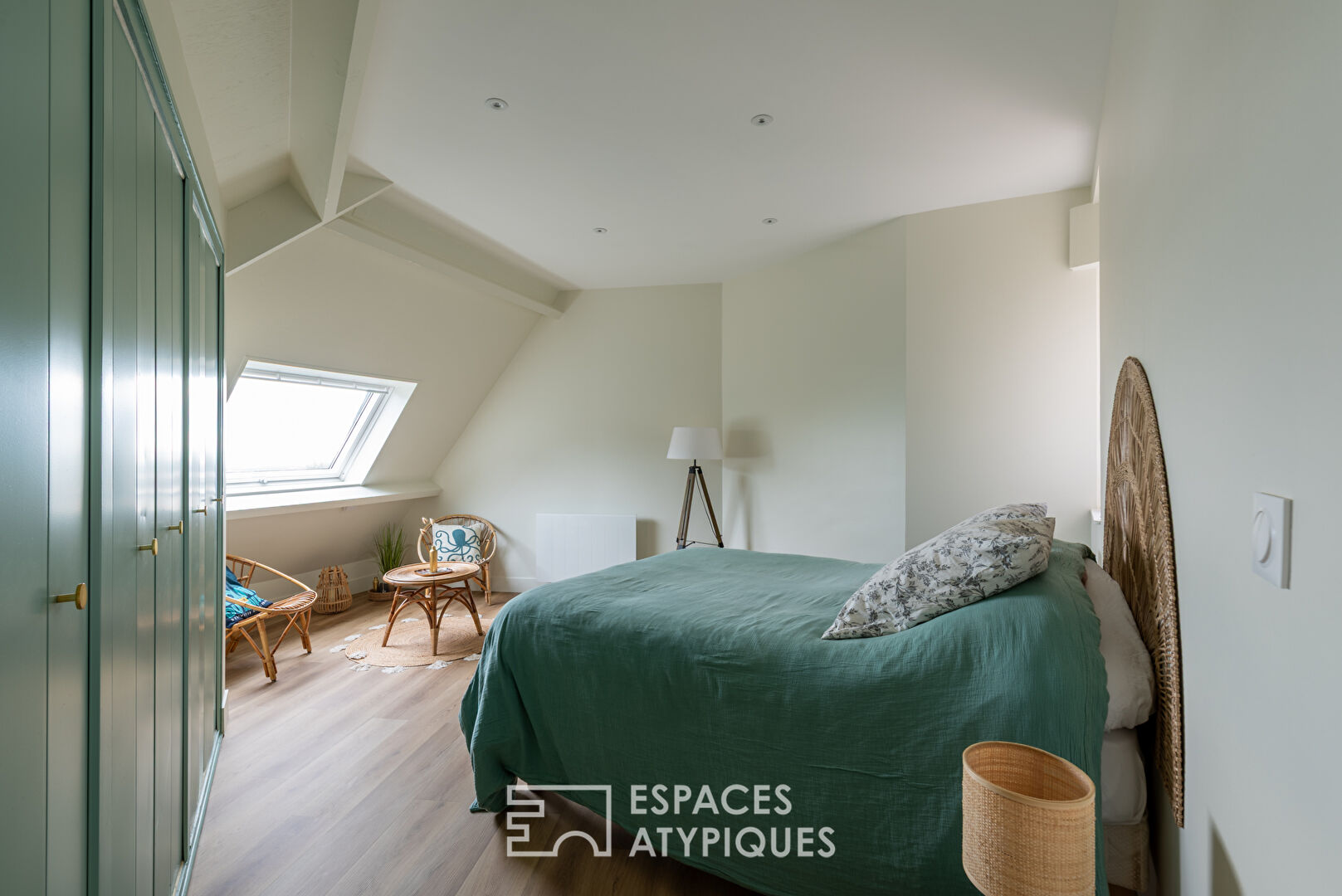 Maison d’architecte familiale avec vue mer