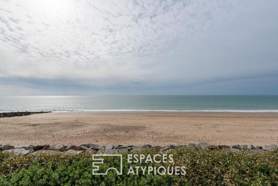 Maison avec vue plongeante sur la mer