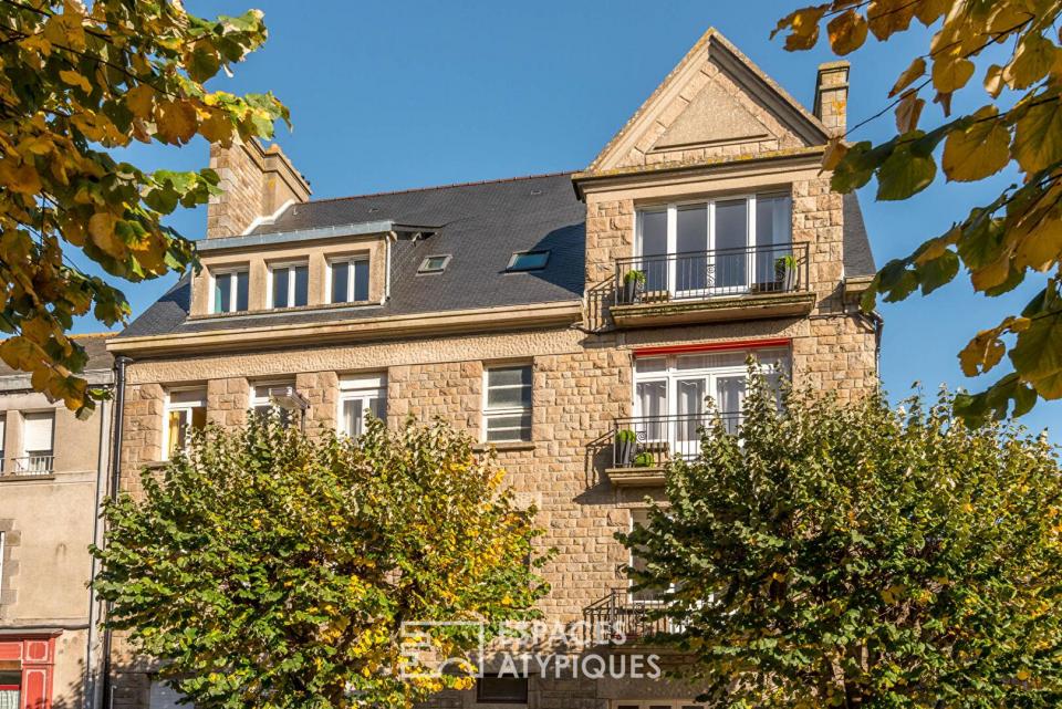 Immeuble entièrement rénové au coeur de Dol de Bretagne.