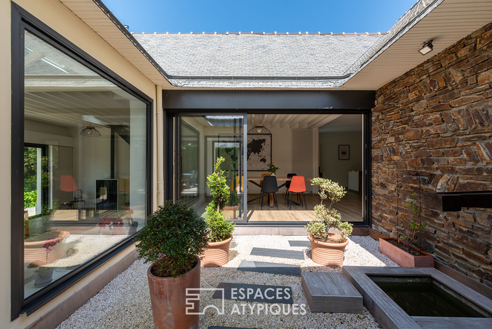 seventies villa in La Briantais – Saint-Malo