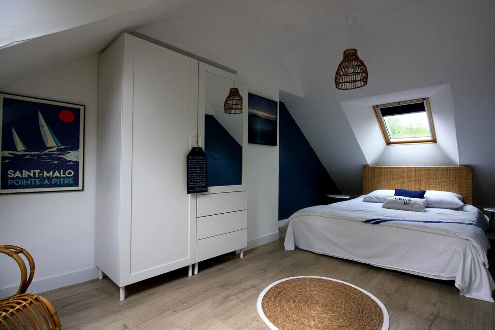 Elegant and friendly family home located in Dinard