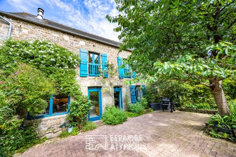 Charmante maison en pierre entre terre et mer.