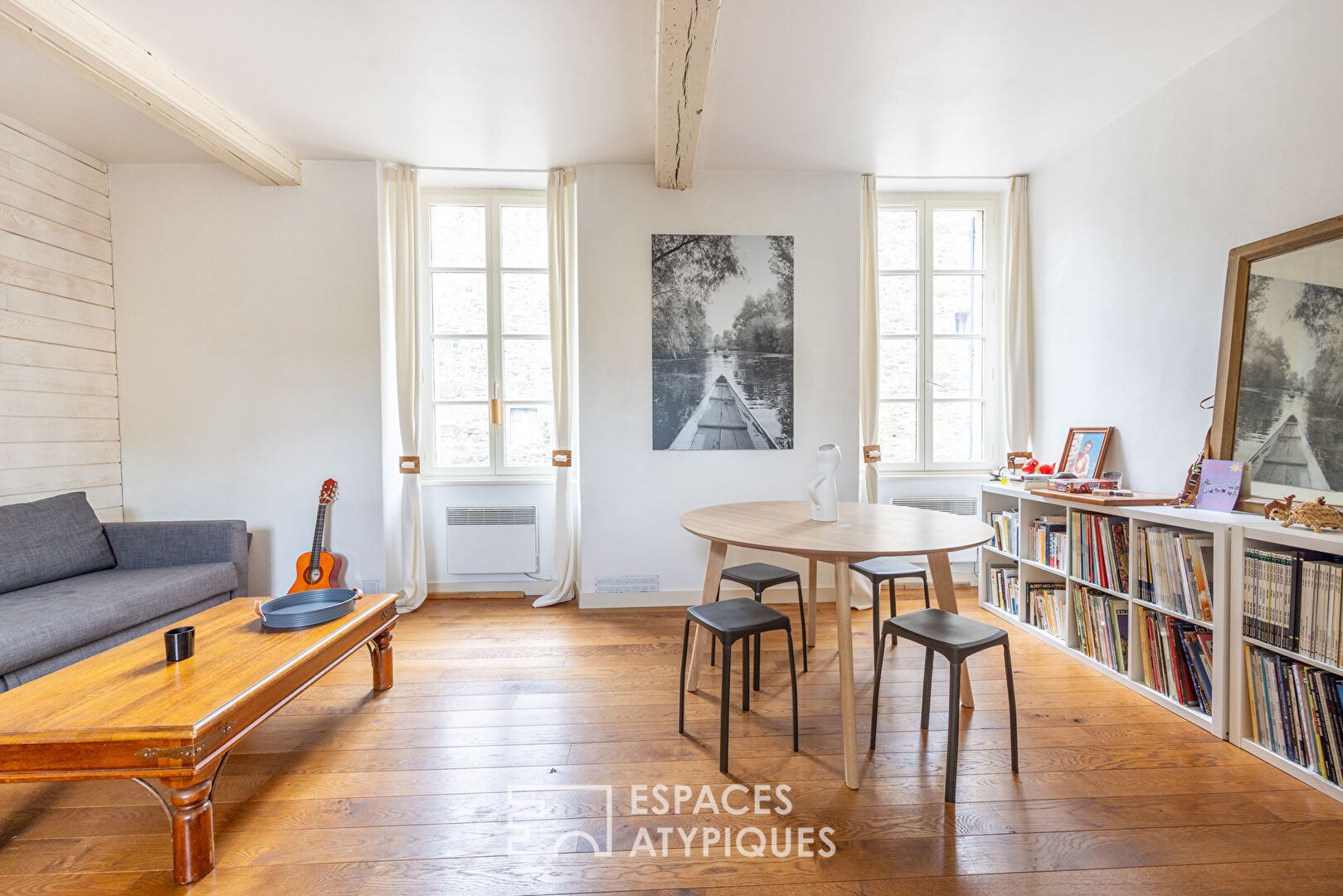 Duplex et son jardinet bucolique