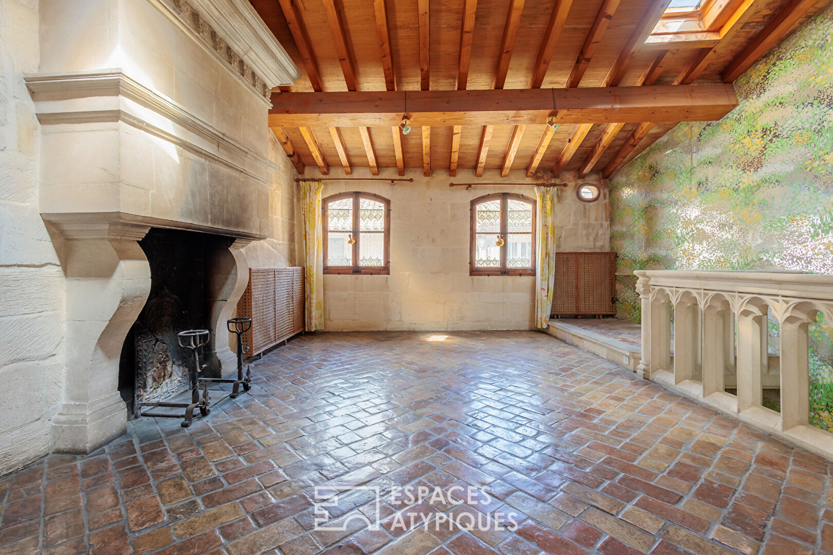 Maison de caractère avec terrasse