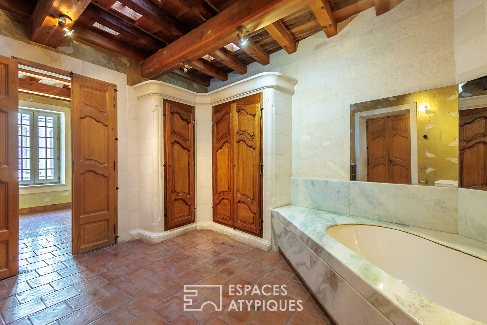 Maison de caractère avec terrasse