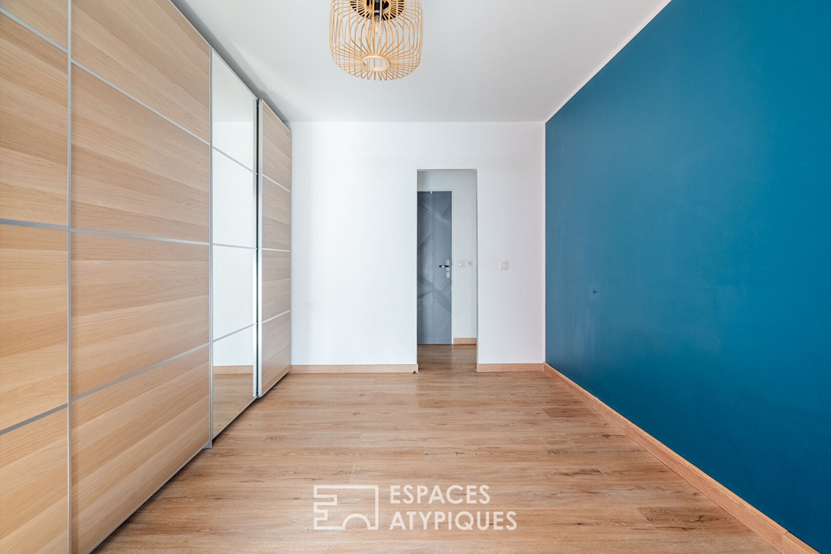 Renovated apartment with terrace and view