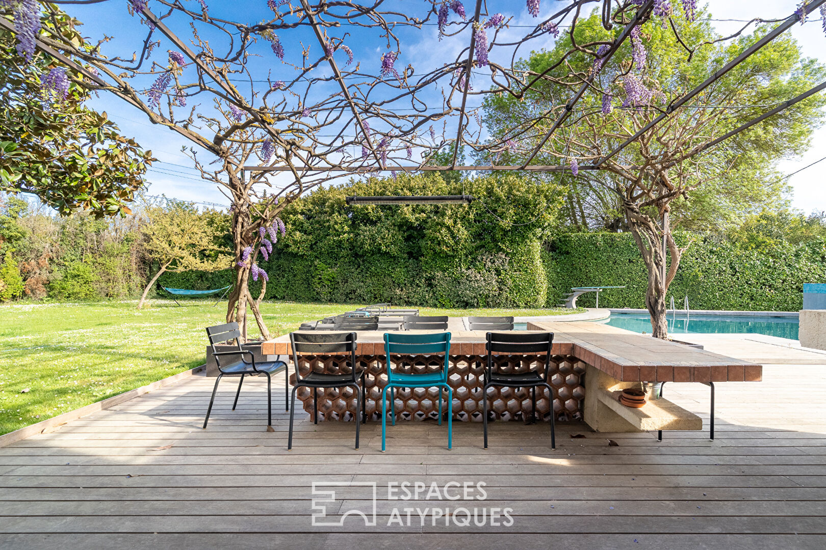 Villa d’architecte des années 70 à Bouc Bel Air