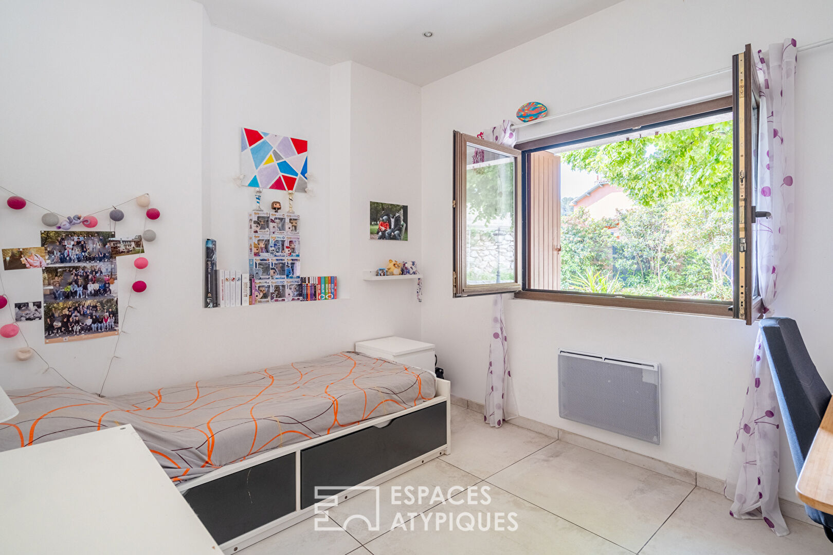 Maison rénovée avec jardin et piscine
