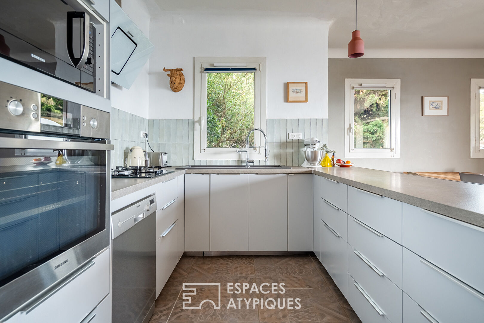 Maison centenaire avec vue mer panoramique
