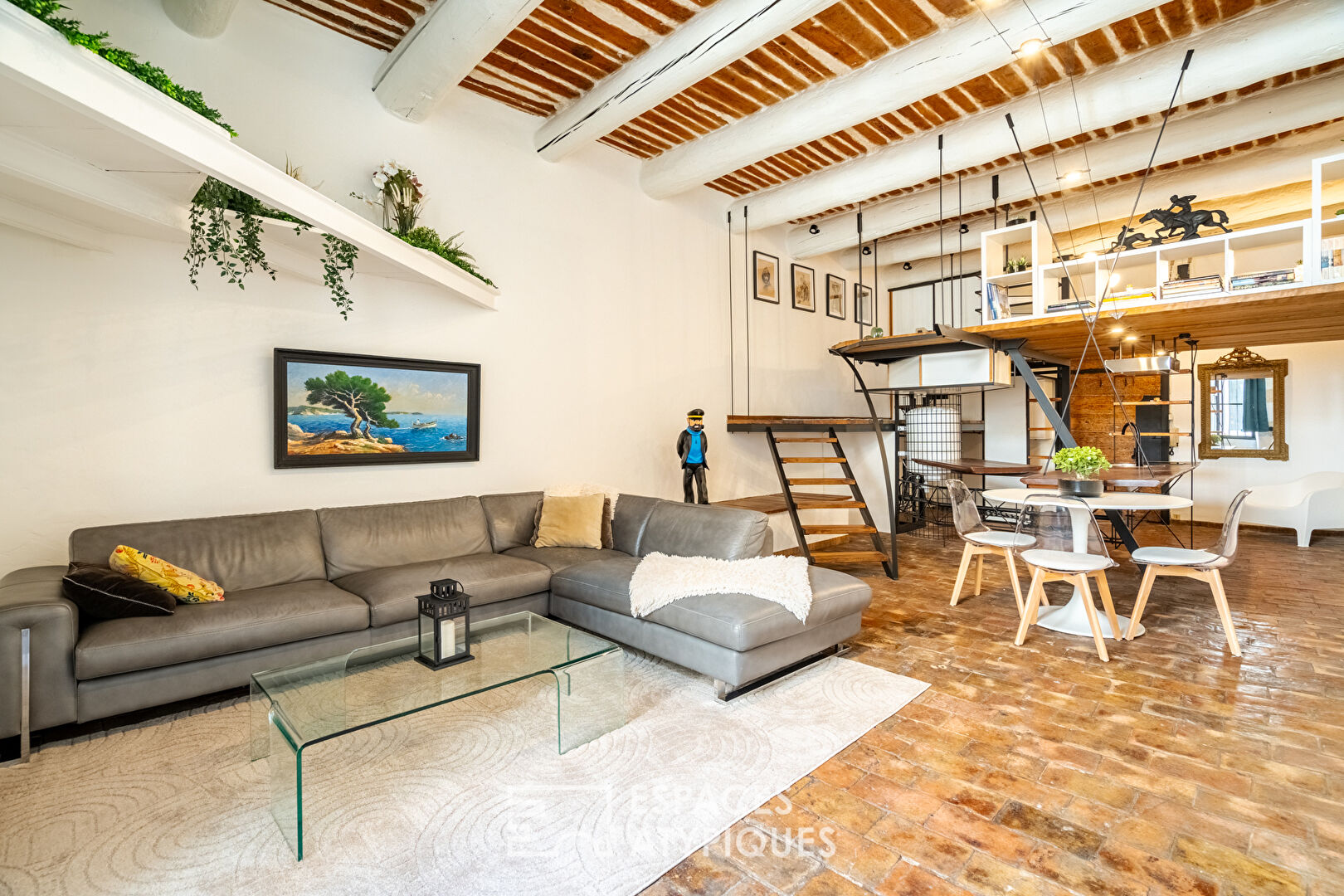 Renovated loft on the Old Port