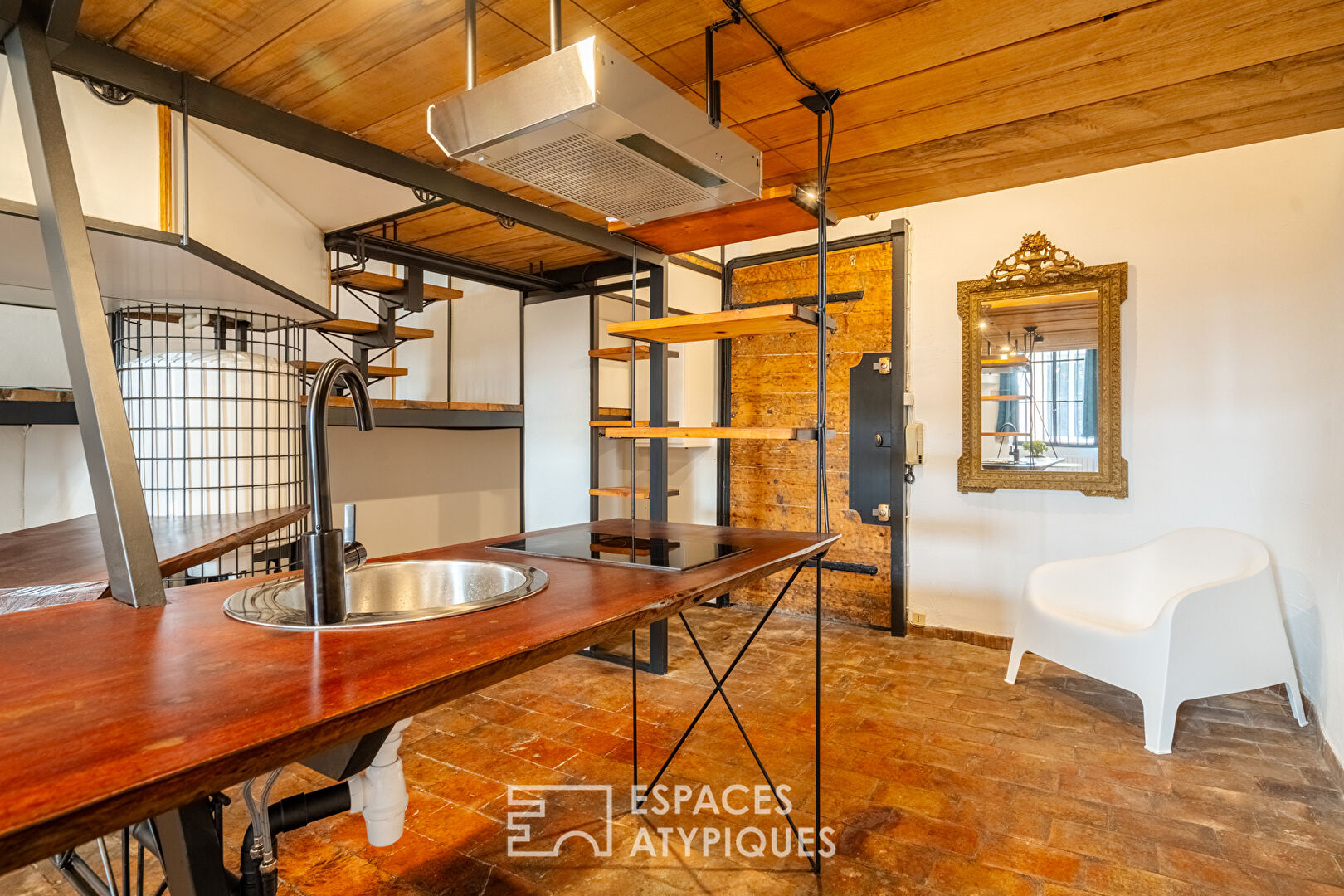 Renovated loft on the Old Port