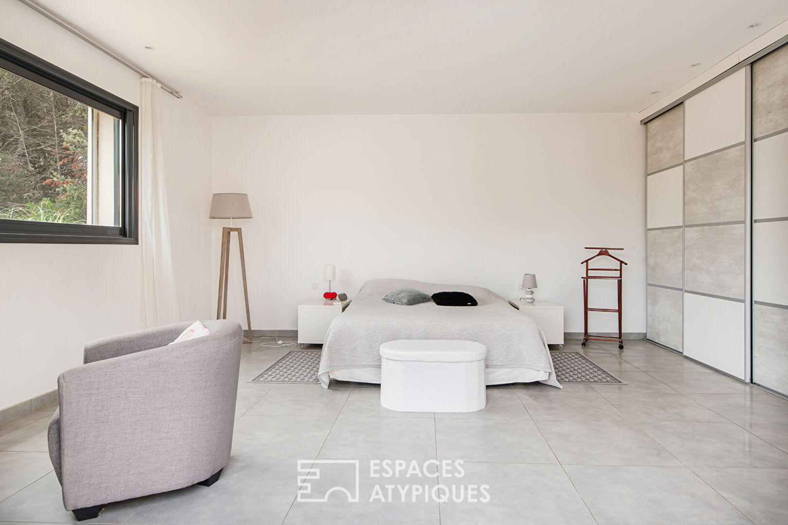 Villa moderne au coeur des oliviers – Lançon de Provence