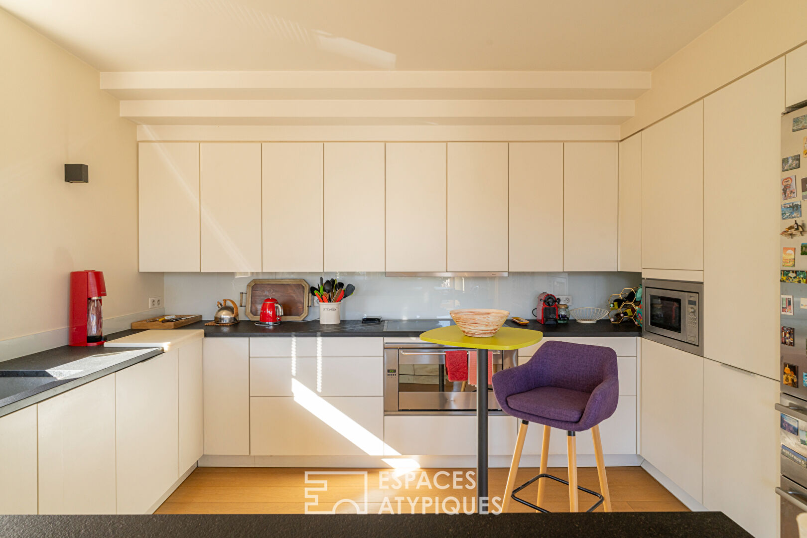 Bourgeois apartment on the top floor with open view