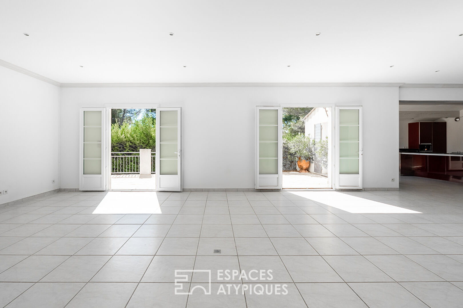 Maison Familiale dans un écrin de verdure aux Portes du Centre ville d’Aix