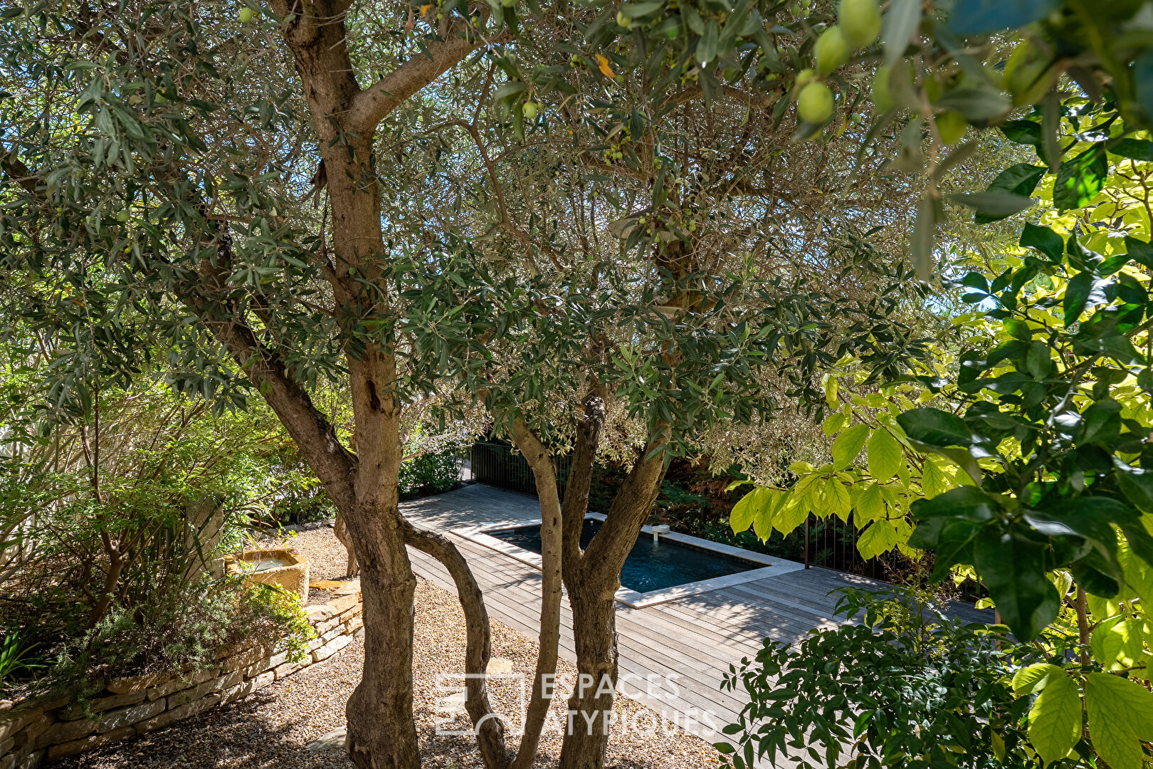 Maison Familiale dans un écrin  de verdure aux Portes du Centre ville d’Aix