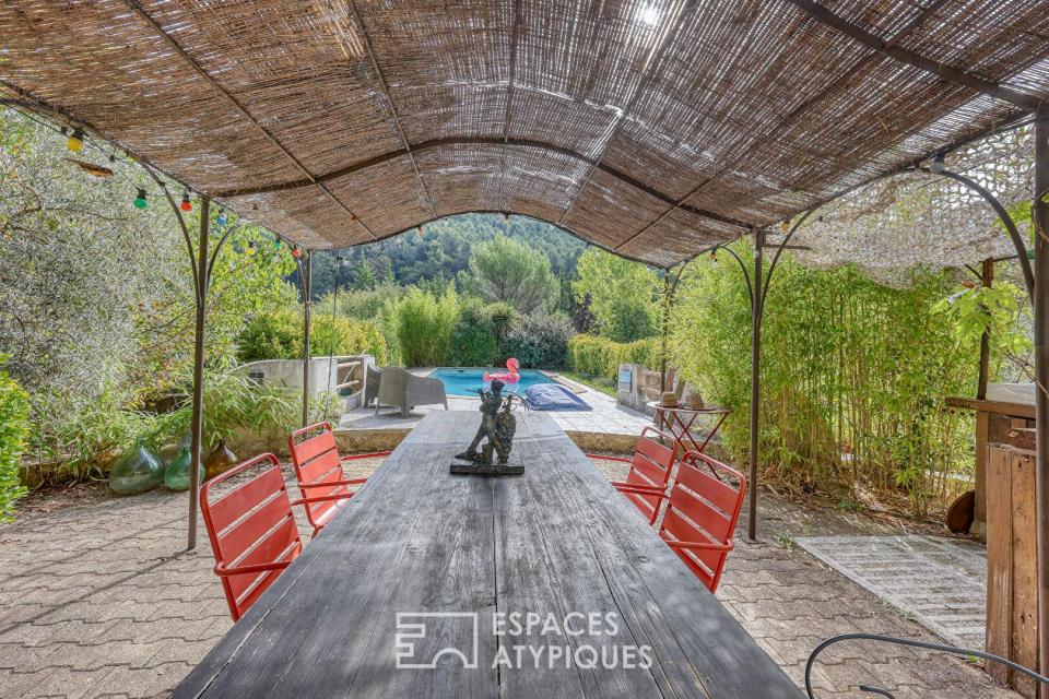 Maison atypique au coeur du parc naturel de la Sainte-Baume