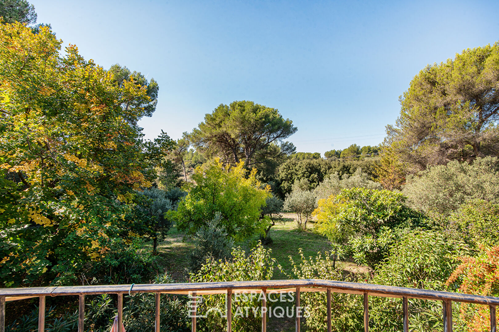 Authentic stone house in the heart of Provençal nature – Salon-de-Provence