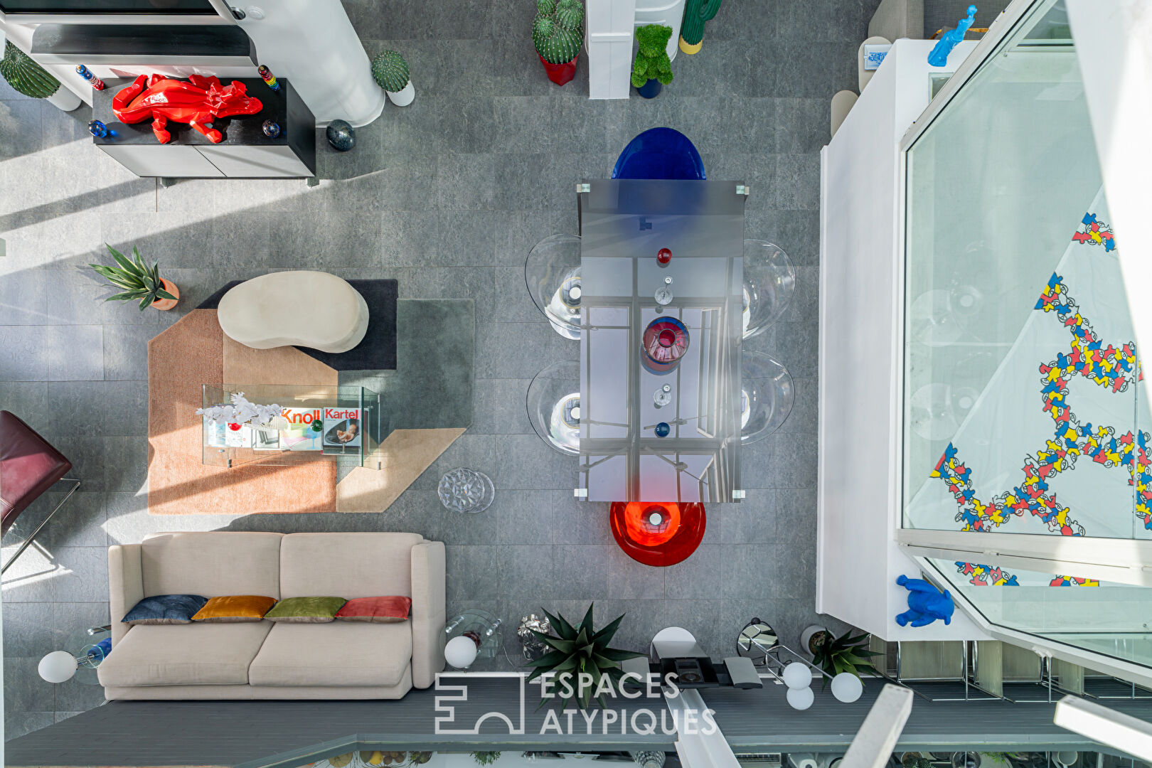 Loft by architect André Stern – 260 sqm of light at the top of a Haussmannian building