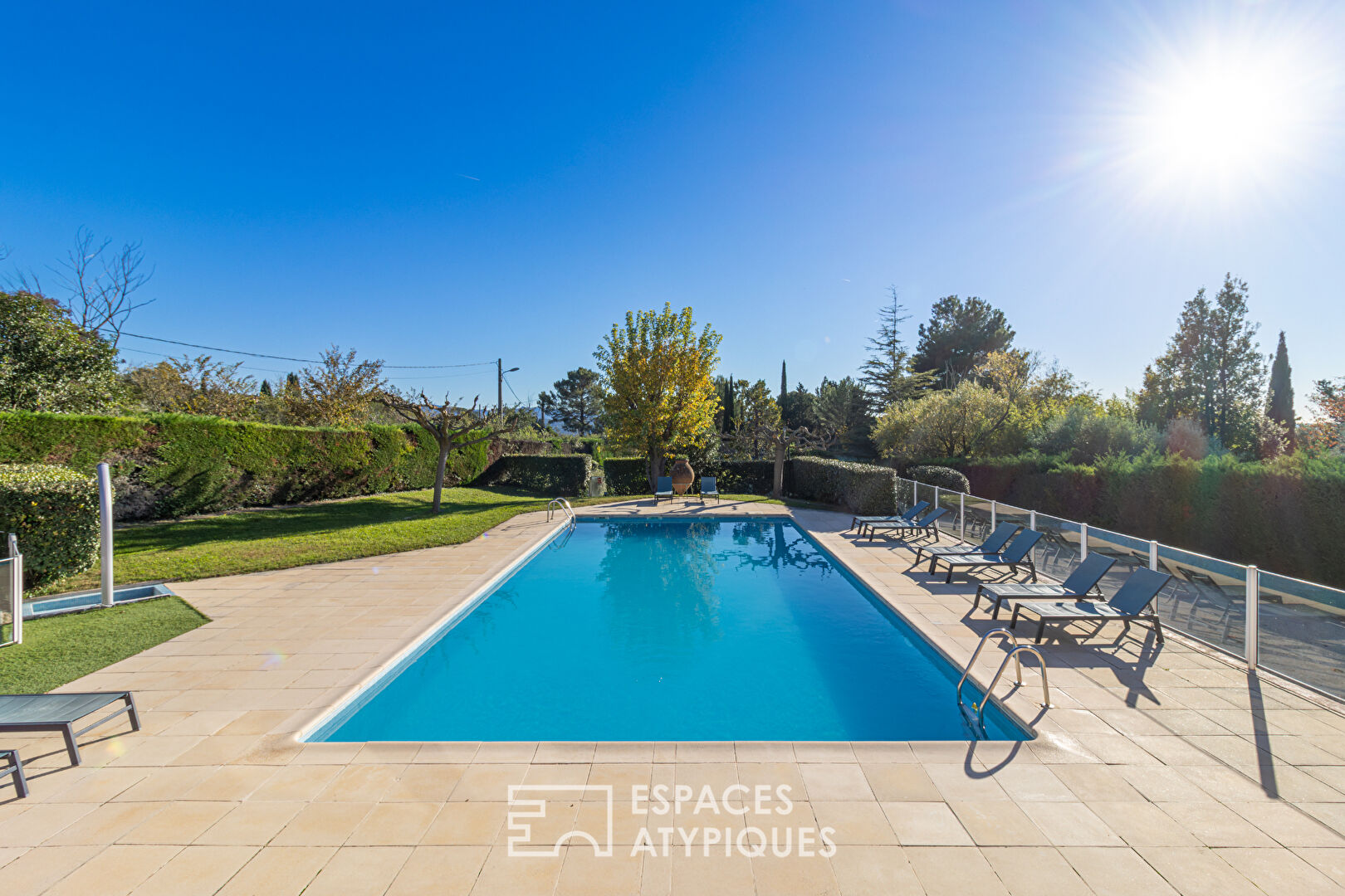 Loft lumineux avec terrasse et vue sur le parc