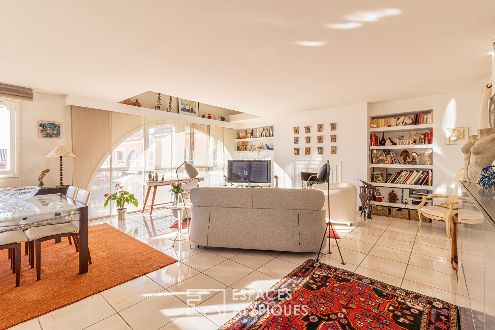 Loft lumineux avec terrasse et vue sur le parc