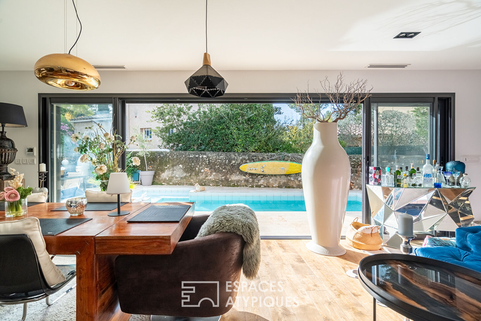 Maison contemporaine avec piscine