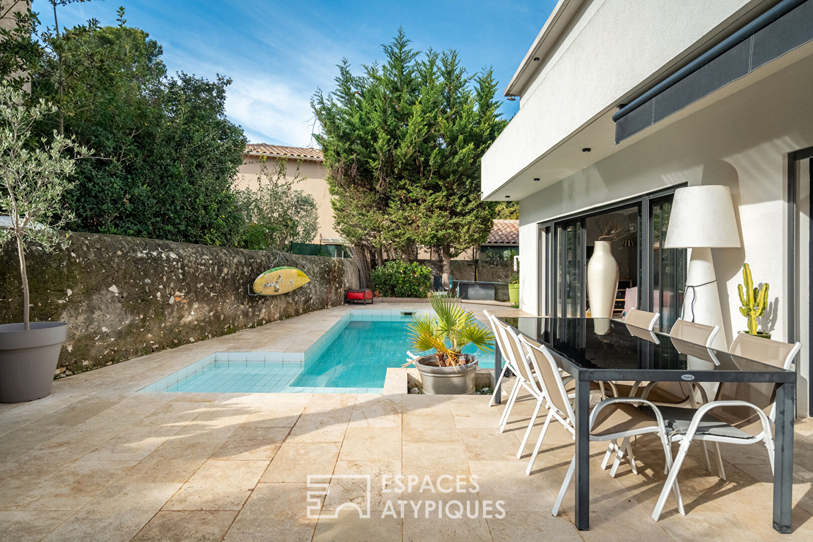 Maison contemporaine avec piscine