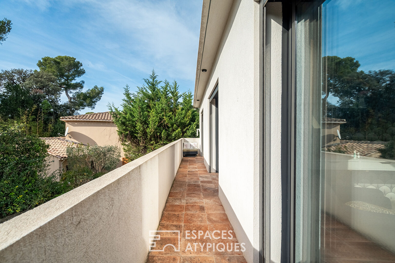 Maison contemporaine avec piscine