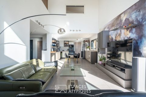 Maison contemporaine avec jardin