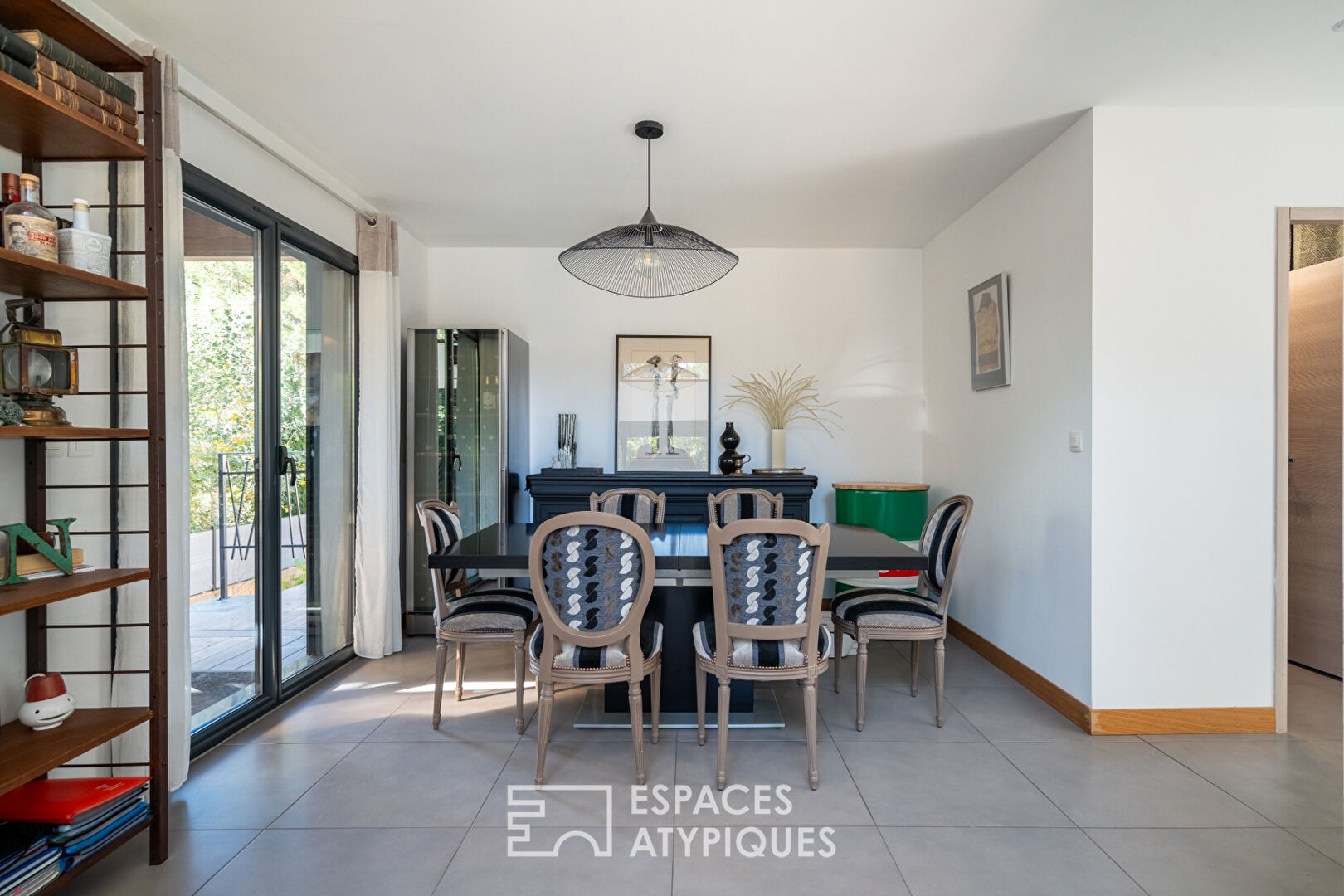 Maison contemporaine avec jardin