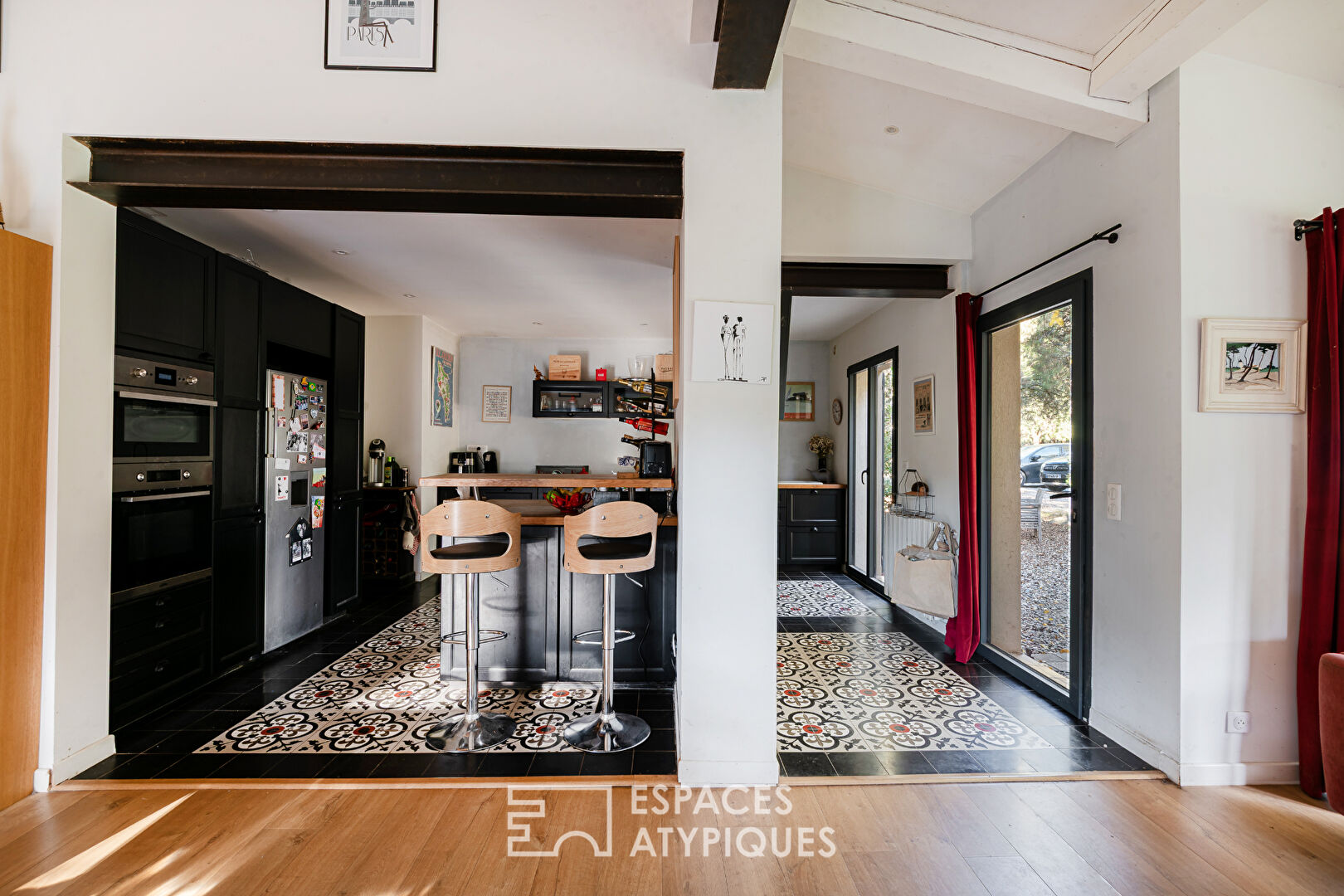 Propriété de charme dans un environnement boisé avec piscine et maison d’hôtes