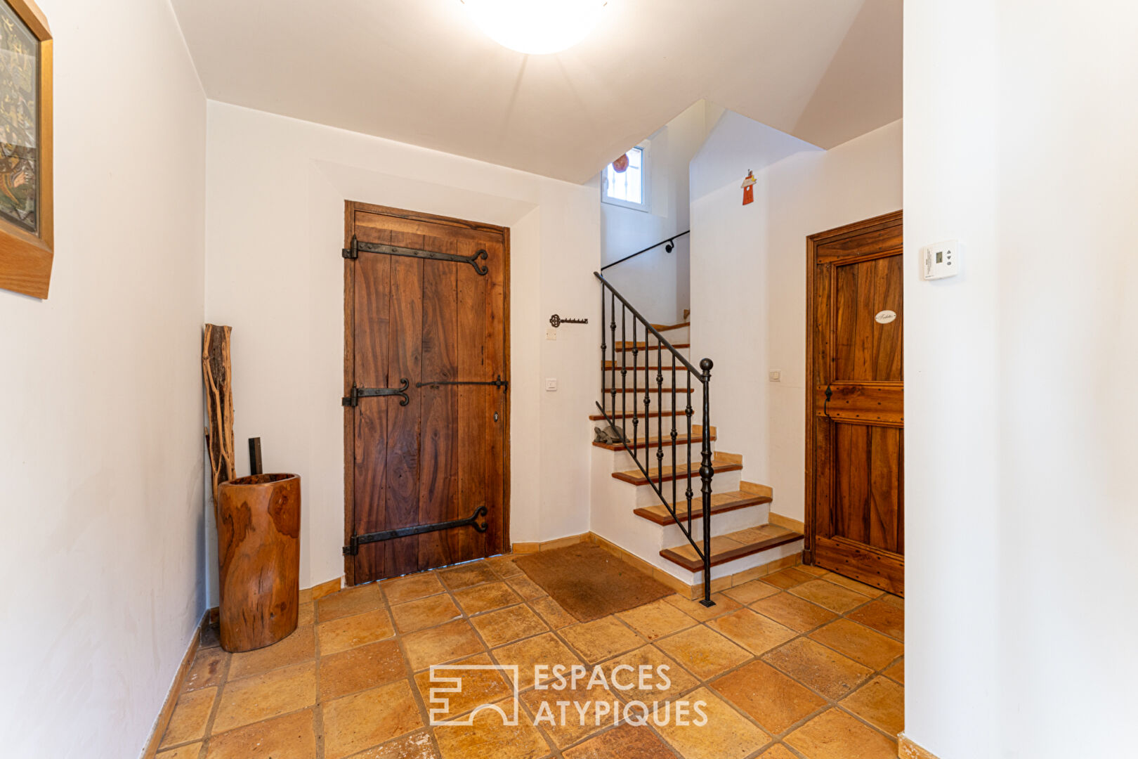 Mas provençal contemporain éco-responsable avec piscine