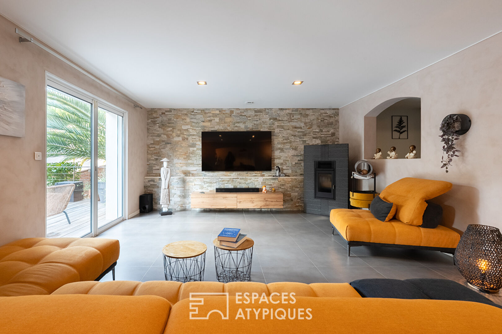 Villa contemporaine au cœur d&rsquo;un écrin de verdure et de sérénité