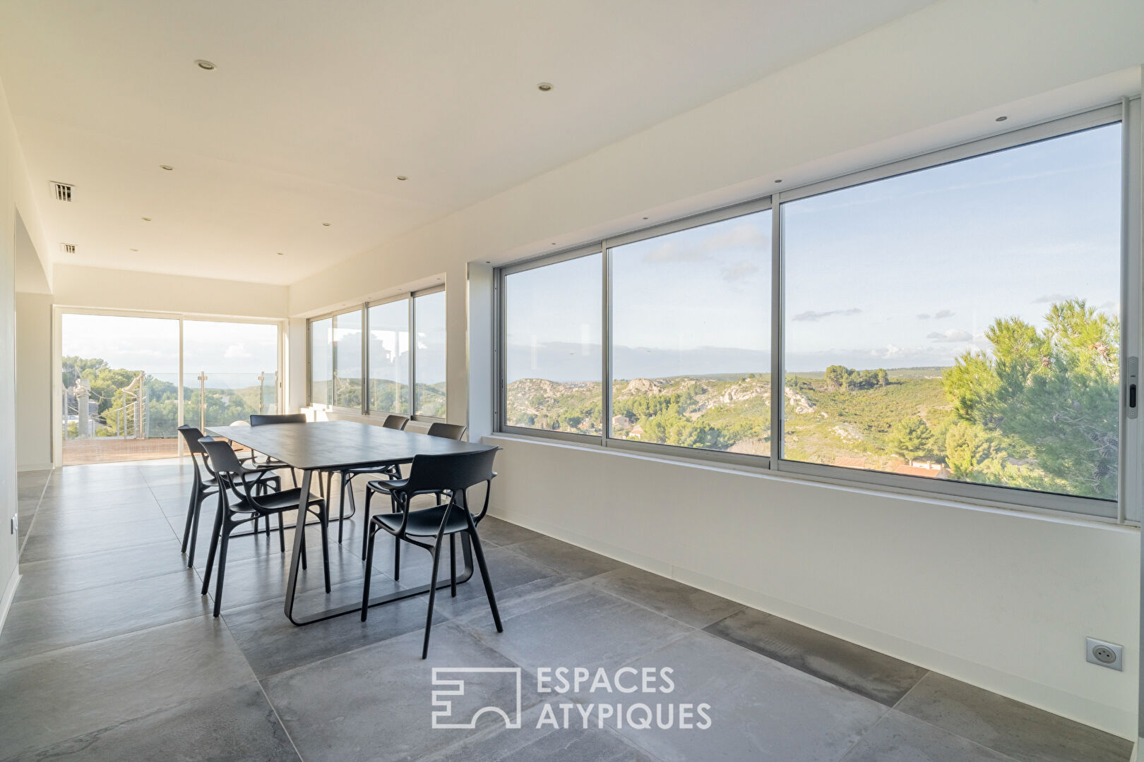 Architect-designed house with panoramic sea views – Ensuès-la-Redonne