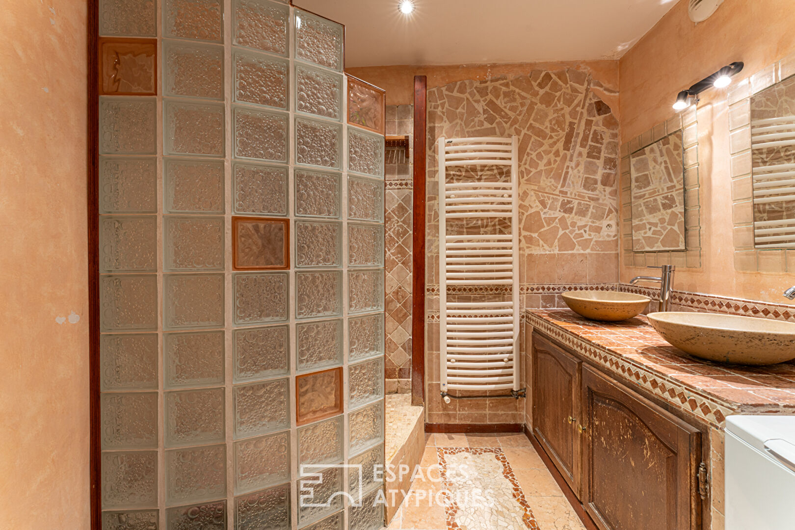 Maison-atelier au coeur du Panier – Volumes et esprit loft