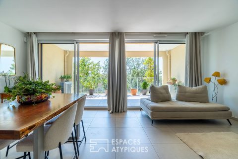 Appartement  contemporain avec vue  extérieur au calme