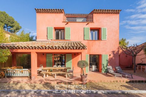 Maison d&rsquo;architecte rénovée avec échappée mer