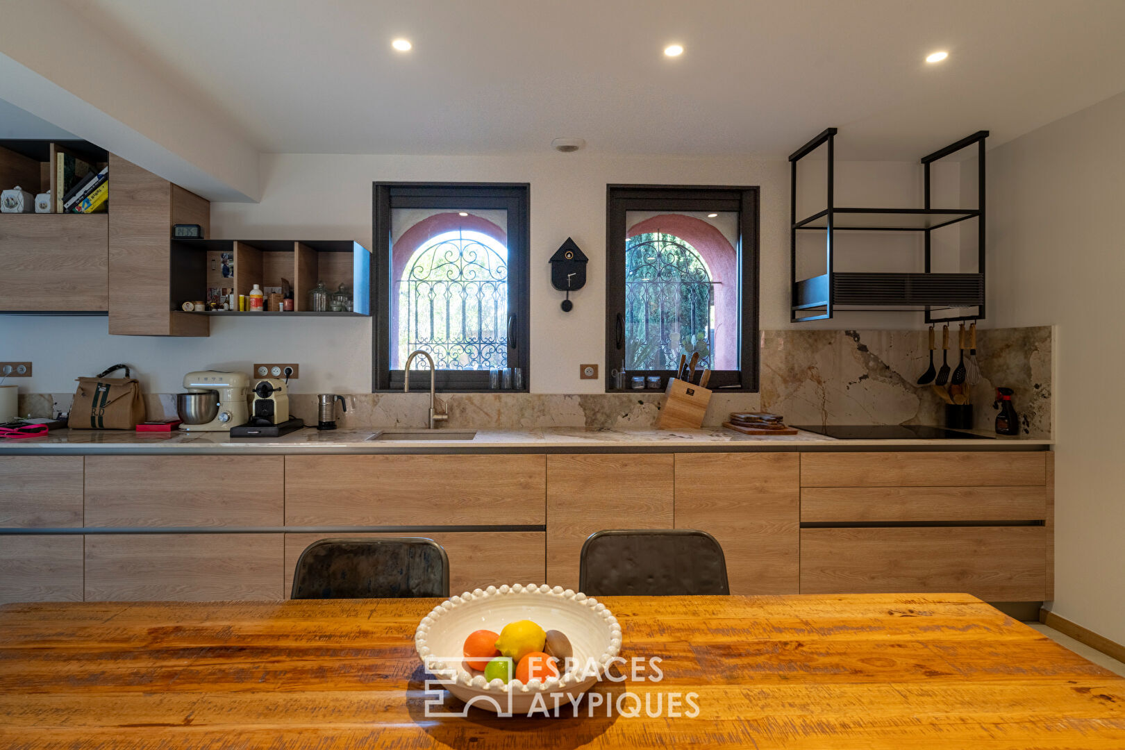 Maison d&rsquo;architecte rénovée avec échappée mer